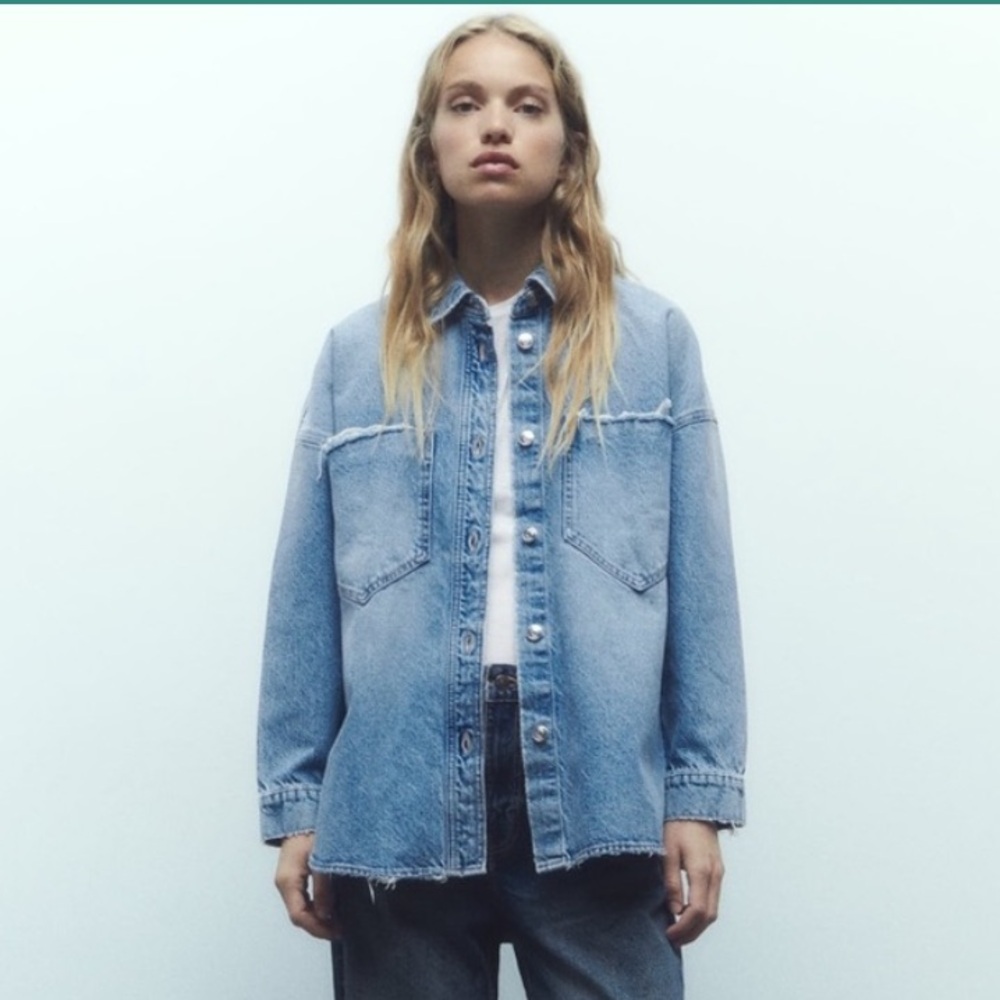 Zara Z1975 Oversized Denim Over shirt Jacket Washed effect Frayed trim size M